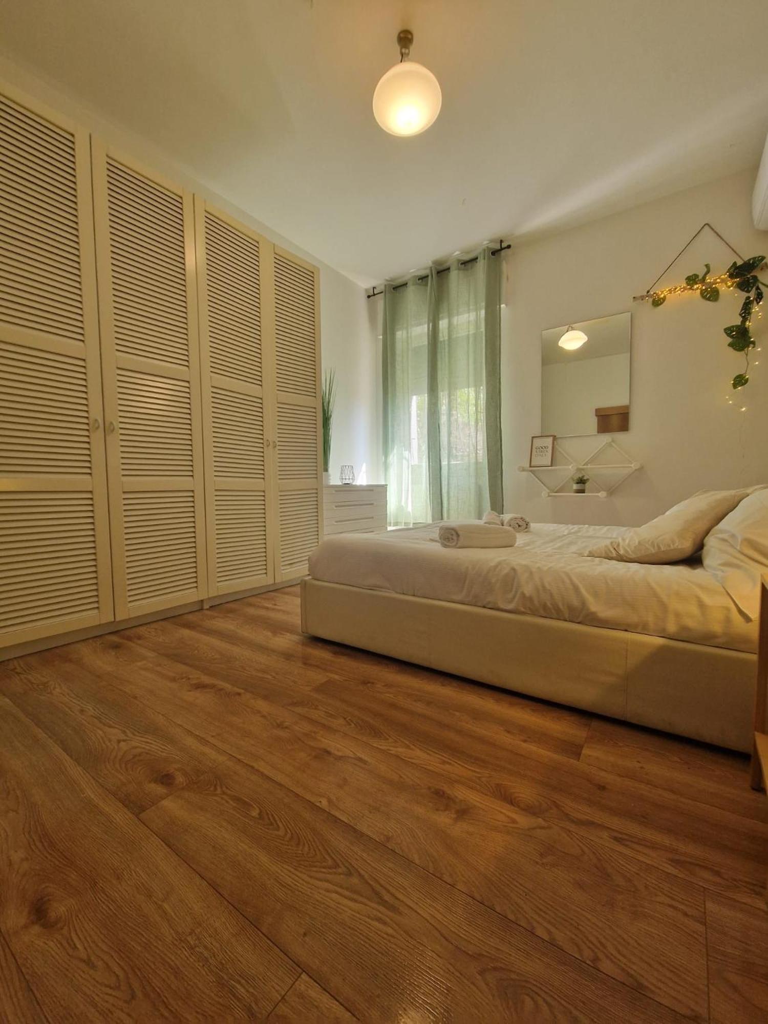 Апартаменты Bellavista Flat - The House Of Travelers Комо Экстерьер фото